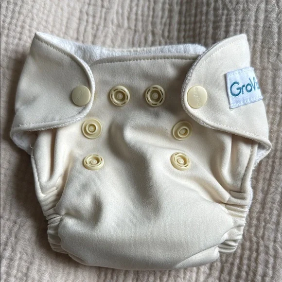 Grovia AIO Newborn Cloth Diapers (6) - Picture 7 of 14